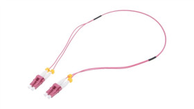 Patch Cord Światłowodowy Om4 Lc/Upc,Z Obu Stron 1M Lszh Fs4lc01