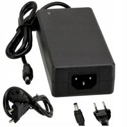 ZASILACZ 12V DC 2A 5,5mm x 2,1mm DESKTOP + KABEL DO LED