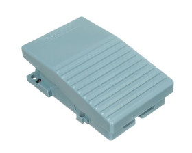 Wyłącznik nożny pojedynczy bez osłony niebieski metal 1Z 2R 2 kroki XPEM211