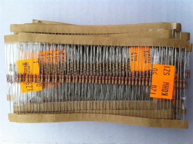 ZESTAW REZYSTORÓW 0,25W 5% 1000szt