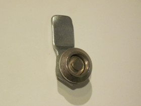 Zamknięcie dźwigienkowe do szafek (2304000)