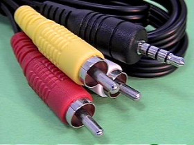 Kabel JACK 3.5 4pin - 3RCA 1.5m (masa na 3 pinie)