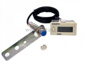 Panelowy licznik impulsów; czujnik kontaktronowy