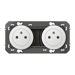 Gniazdo wtykowe Montaż wpuszczany Legrand 16A