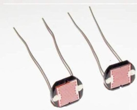 FOTOREZYSTOR.CDS8003 (=RPP130).