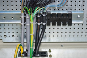 Cable supports, (L x H) 140 mm x 40 mm, NSYSCCDINLG140