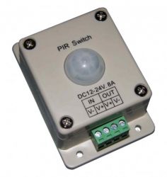 CZUJNIK RUCHU PIR WLACZNIK AUTOMATYCZNY
