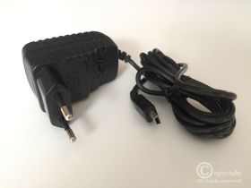 ŁADOWARKA SIECIOWA 5V 0,8A WTYK MINI USB (LAD05V008A)