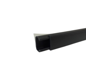 Listwa nierozprzestrz płomienia 2m z taśmą samoprzylepną typ LST15x10 czarna EKO odporna na UV 68456 /opak.36m/