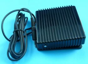 PRZEŁ.KWADRATOWY NOŻNY 3A/250V