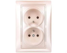 DOMO Gniazdo podwójne kompletne śrubowe 16A 250V perłowy biały 011261130 24975