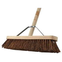 Faithfull FAIBRBAS18H Stiff Bassine Broom 450mm (18in) &#x2B; Handle &amp; Stay