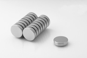 20x5 mm N38 Cylindrical Neodymium Magnet