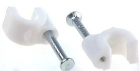 Spinka do kabli 5mm 5 x 7.4mm materiał: PE Biały Zaokrąglona opaska kablowa