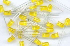 5mm ŻÓŁTA MATOWA 1300mcd DIODA LED (100 SZT.) LED05YDN (LED05YDN-1,3)