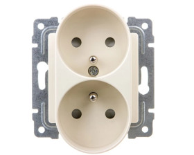 VENA Gniazdo podwójne z/u z przesłonami krem 510347
