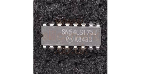 54LS175 (SN54LS175J) quad D flip-flop -Motorola