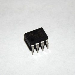 VIPER22ADIP producent ST