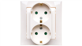 Impresja Gniazdo Podwójne Z/U Schuko Z Przesłonami Ecru Gp-2Ysp/27