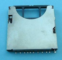 GN.CZYTNIKA KART SD CARD Z WYRZUTNIKIEM