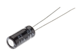 Kondensator 100μF 6.3V dc Radialny, Otwór przelotowy RS PRO roztaw: 2mm 5 (Dia.) x 11mm