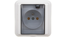 Cosmo Gniazdo Bryzgoszczelne Z/U Ip44 Klapka Dymna Białe 331439