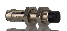 Czujnik zbliżeniowy M12 Indukcyjny 8 mm Omron Niewpuszczany 12 → 24 V DC długość 51mm Gwintowany