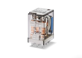 Przekaźnik 125V dc 3PDT, 3PDT Finder, Wciskane