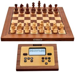 Komputer szachowy Millennium Chess Classics Exclusive