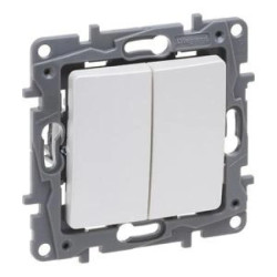 Niloe Selection Łącznik schodowy podwójny 10AX perła 762402