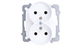 Karo Gniazdo Podwójne Z/U Białe Gp-2Srz/M/00