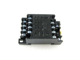 Podstawka przekaźnika z zaciskami śrubowymi YS-SKLY-4