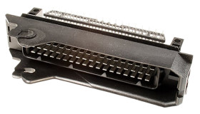 Złącze samochodowe 55-pinowe TE Connectivity 3-rzędowe Męski Junior Timer Wciskane Listwa stykowa PCB