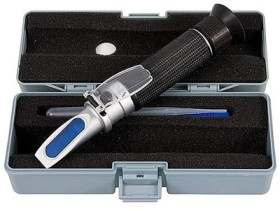 PCE Instruments refractometer, PCE-0100