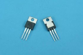 TIC-106N 5A/800V Igt=0,2mA TO-220 TYRYS