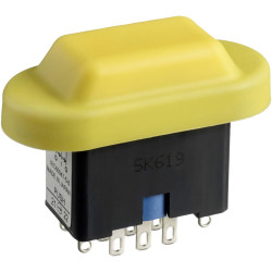 IDEC HE6B-M211Y Toggle Switch 125V AC 30V DC On/Off/On IP40.