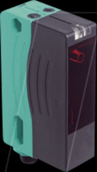 VDM28-8-L1-IO/73C/110/122 Distanzsensor, 0,28 m, 1x PNP/NPN + 1x Analog, M12