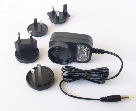 Zasilacz wtyczkowy SUNNY 12V 0,5A 6W | SYS1121-0612 + wtyczki