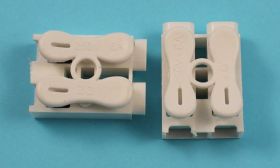 KOSTKA SAMOZAC.2-PIN 6A/250V BIAŁA