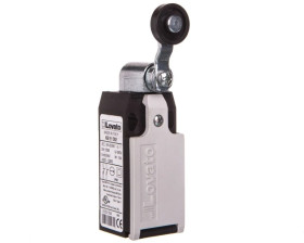 Wyłącznik krańcowy dwukierunkowy, dźwignia z uchylną rolką, rolka z tworzywa, obudowa z tworzywa, 2R zestyki niezależne KBE1D02