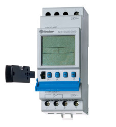 Przełącznik czasowy DIN 2-kanałowy Cyfrowe 230 V AC Finder DPDT-2NO/2NC