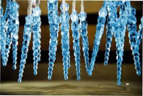 Lampki choinkowe sople LED 30l kolor niebieski 5,8m x 11cm 230 V/3,0 V 3,6 W IP 44 wewnętrzne z zasilaczem 10-716