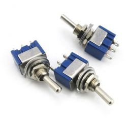 Przełącznik bistabilny SPDT 3A 250V