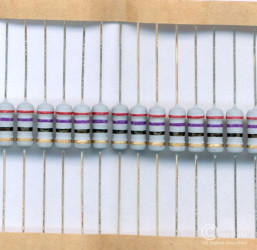 REZYSTOR 2W 27 ohm (50 SZTUK)