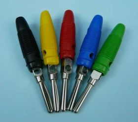 173-RA 25A WT.Z GNIAZDEM!4mm NA KABEL