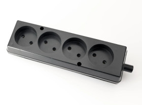 Gniazdo przenośne czterokrotne 16A 2P 250V czarne GN-460