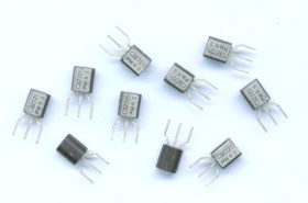 BC327-25 0,8A 50V PHILIPS TRANZYSTOR (BARDZO KRÓTKIE NOGI) (10 SZTUK) (BC327-25-PHIL-BKRN)