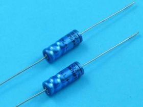 AX-2,2uF/160V ELEKTROLIT