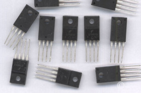 12V 1A 78R12 278R12 (=KIA278R12) TO-220/4 IZOLOWANY STABILIZATOR Z RESETEM