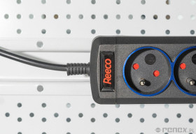 Listwa zasilająca 16 amper, 9 gniazd, 2,5 m, zawieszana poziomo na listwie 900